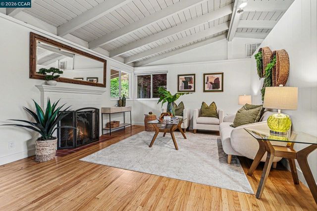 3342 S. Lucille Ln., Lafayette, CA 94549
