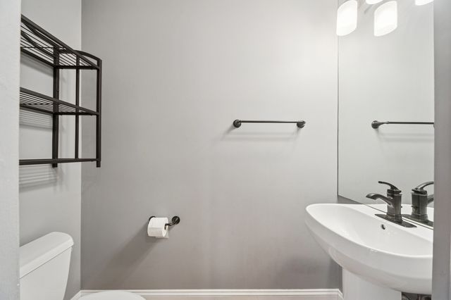 2826 N Talman Avenue A, Chicago, IL 60618