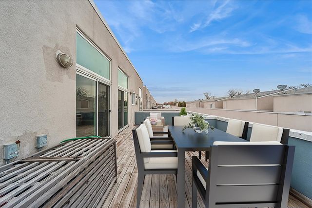 2826 N Talman Avenue A, Chicago, IL 60618