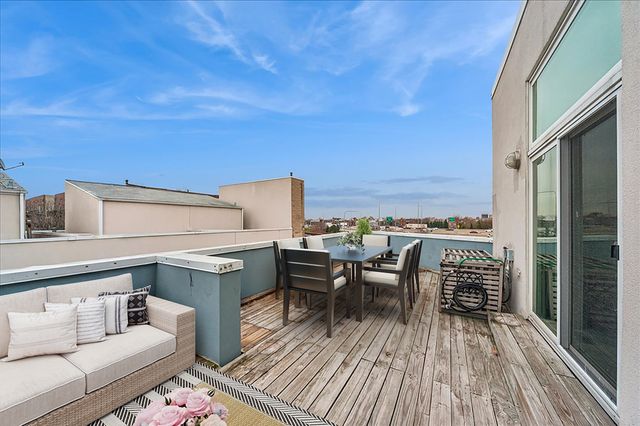 2826 N Talman Avenue A, Chicago, IL 60618