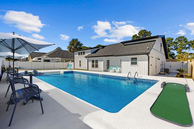 513 Plantation Dr., Surfside Beach, SC 29575