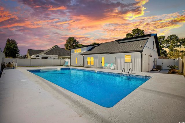 513 Plantation Dr., Surfside Beach, SC 29575