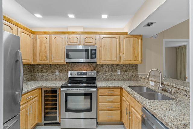 1630 S OCEAN Lane 235, Fort Lauderdale, FL 33316