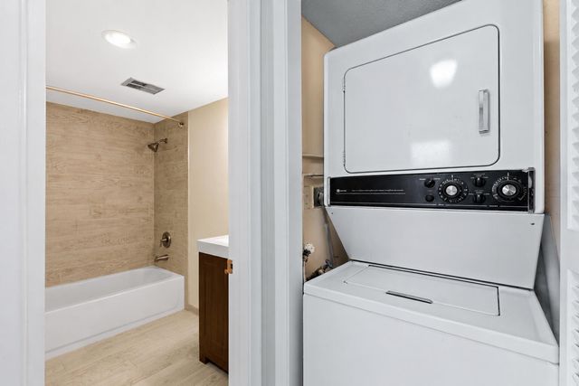 1630 S OCEAN Lane 235, Fort Lauderdale, FL 33316