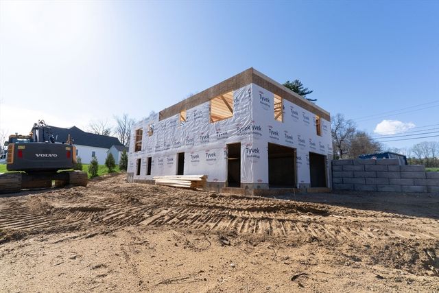 5 Brickyard Rd, North Brookfield, MA 01535