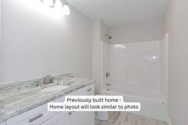 5 Brickyard Rd, North Brookfield, MA 01535