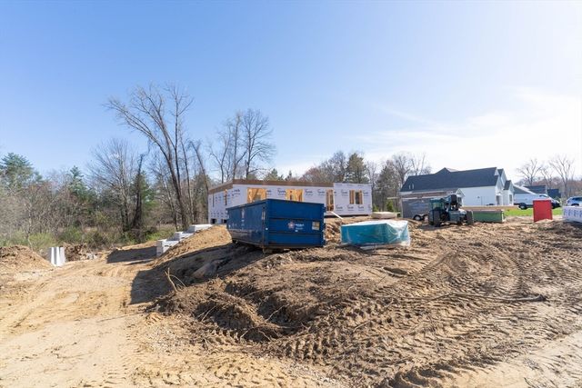 5 Brickyard Rd, North Brookfield, MA 01535