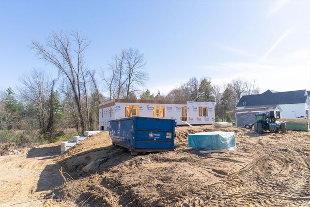 5 Brickyard Rd, North Brookfield, MA 01535