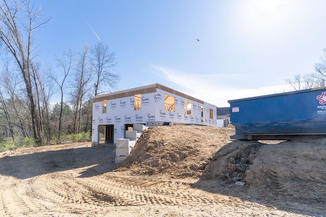 5 Brickyard Rd, North Brookfield, MA 01535