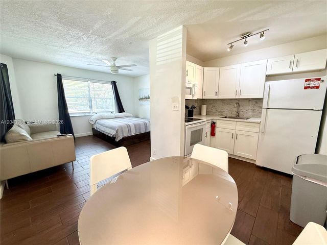 1415 SW 1st St 1, Fort Lauderdale, FL 33315