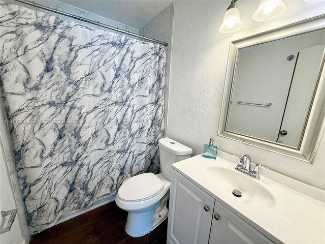 1415 SW 1st St 1, Fort Lauderdale, FL 33315