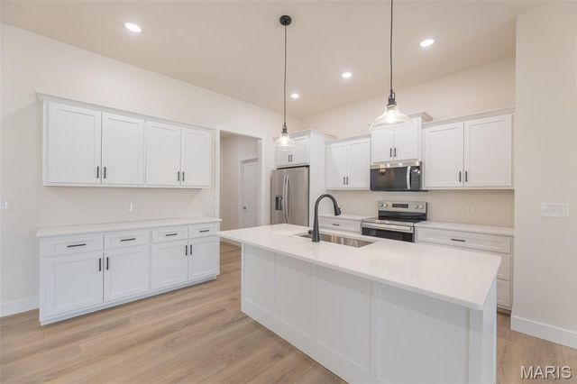 265 Berkshire Drive, Poplar Bluff, MO 63901