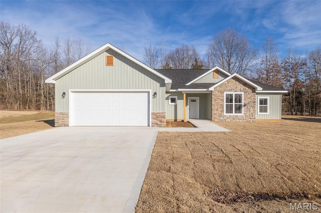 265 Berkshire Drive, Poplar Bluff, MO 63901