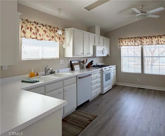 10961 Desert Lawn 242, Calimesa, CA 92320