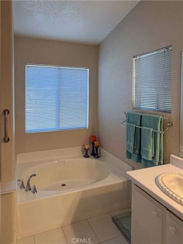 10961 Desert Lawn 242, Calimesa, CA 92320