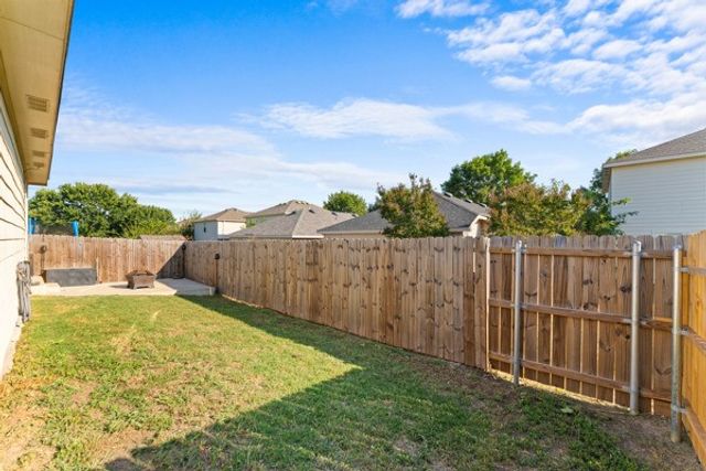 6724 Meadow Way Lane, Fort Worth, TX 76179