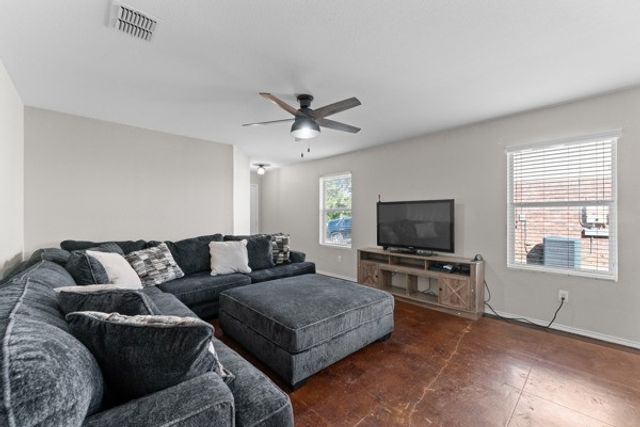 6724 Meadow Way Lane, Fort Worth, TX 76179