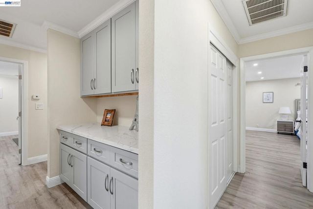 1204 Vistagrand Dr, San Leandro, CA 94577