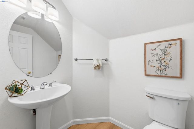 32 Colby Ct, Pleasanton, CA 94566