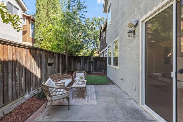 32 Colby Ct, Pleasanton, CA 94566
