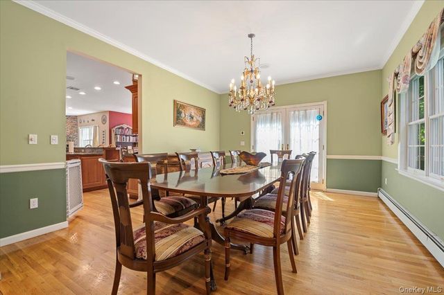 1040 Washington Avenue, Plainview, NY 11803