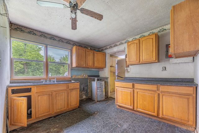 9423 Bruce Drive, Franklin Twp, OH 45005