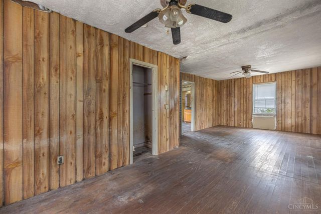9423 Bruce Drive, Franklin Twp, OH 45005