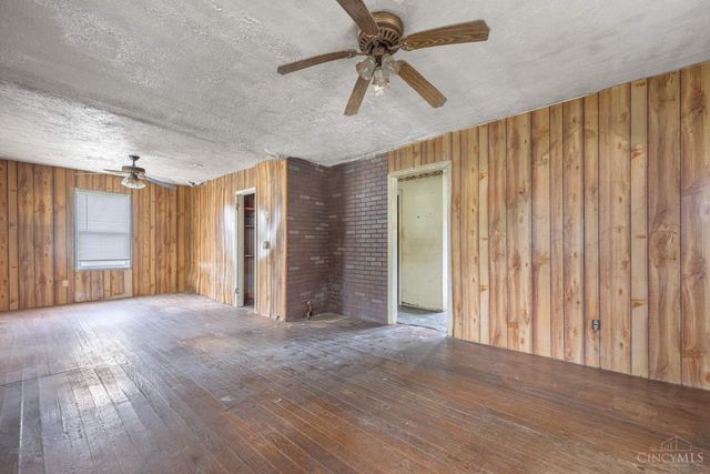 9423 Bruce Drive, Franklin Twp, OH 45005