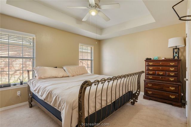 2311 Carnation, College Station, TX 77840