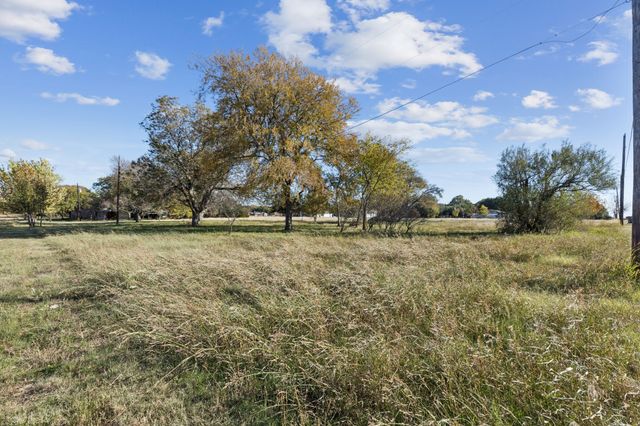 725 Stinson Road, Lucas, TX 75002
