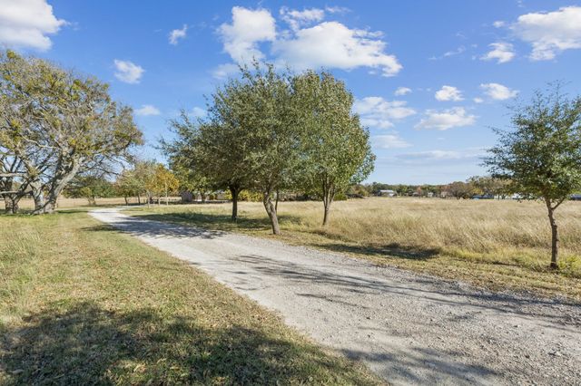 725 Stinson Road, Lucas, TX 75002