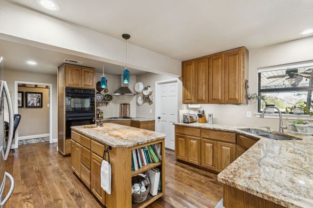 725 Stinson Road, Lucas, TX 75002