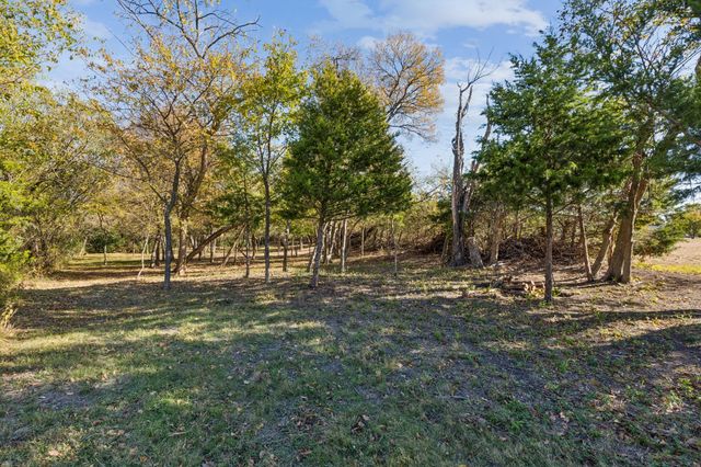 725 Stinson Road, Lucas, TX 75002