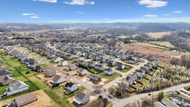 2785 Vista Meadows Lane, Sevierville, TN 37876
