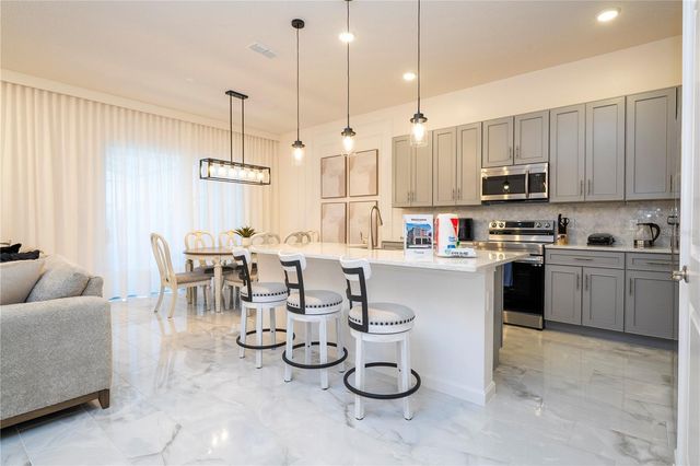 5860 HIGH SEAS DRIVE, Orlando, FL 32821