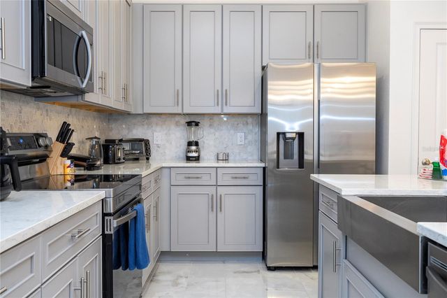 5860 HIGH SEAS DRIVE, Orlando, FL 32821