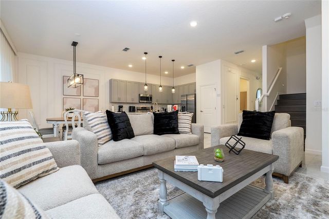 5860 HIGH SEAS DRIVE, Orlando, FL 32821