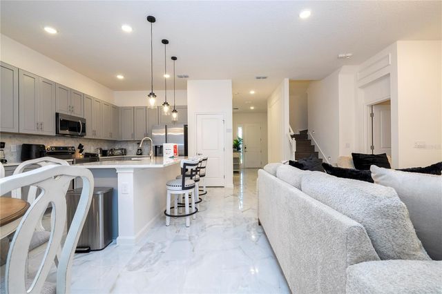 5860 HIGH SEAS DRIVE, Orlando, FL 32821