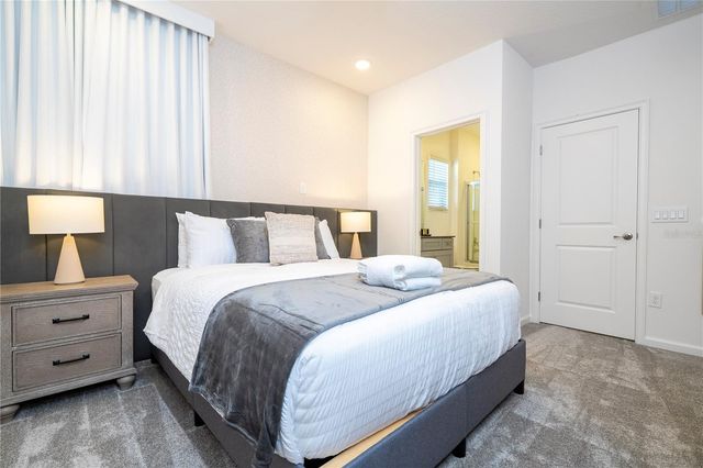 5860 HIGH SEAS DRIVE, Orlando, FL 32821