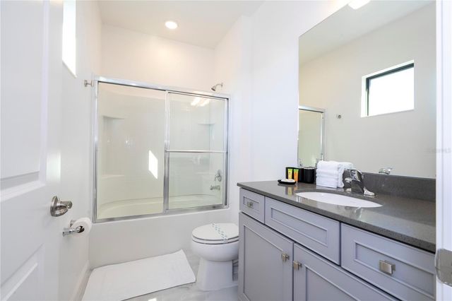 5860 HIGH SEAS DRIVE, Orlando, FL 32821