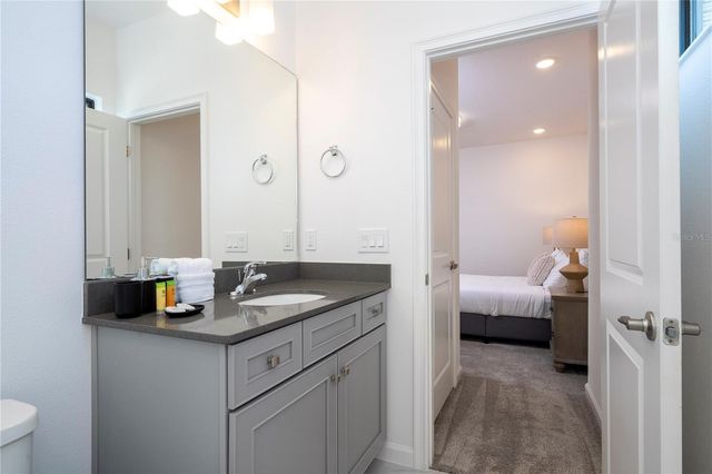 5860 HIGH SEAS DRIVE, Orlando, FL 32821