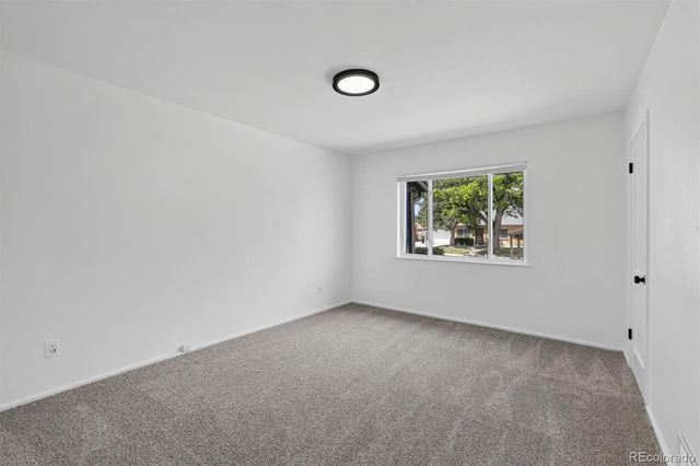 900 Quentin Street, Aurora, CO 80011