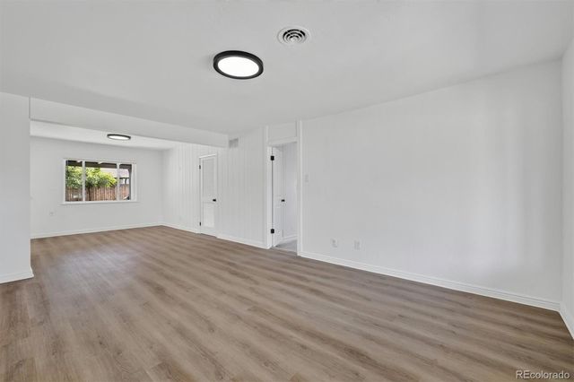 900 Quentin Street, Aurora, CO 80011