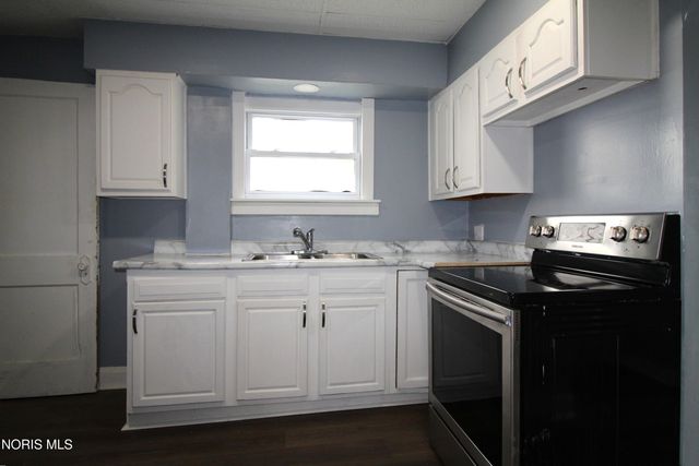 1959 Berdan Avenue, Toledo, OH 43613