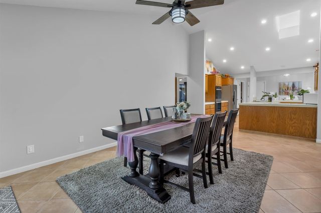 104 Winding Canyon Ln, Folsom, CA 95630