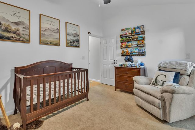 104 Winding Canyon Ln, Folsom, CA 95630