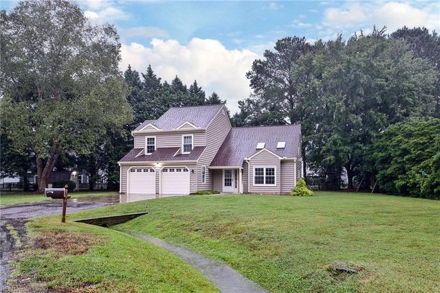306 Meadowlake RD, Yorktown, VA 23693