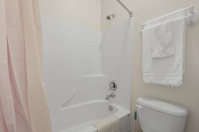 1702 W Dean Ave, Spokane, WA 99201