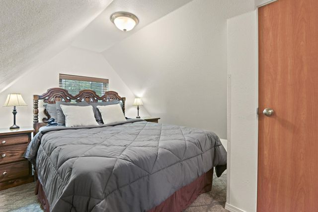 1702 W Dean Ave, Spokane, WA 99201