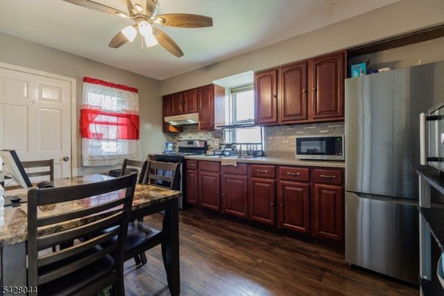 627 Van Buren Ave, Linden City, NJ 07036